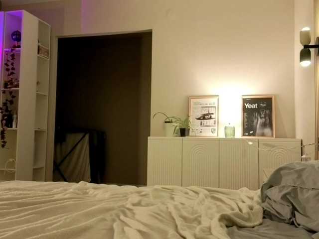 TaraGanie live cam on BongaCams