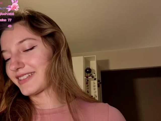 TaraGanie live cam on BongaCams