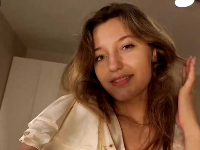 TaraGanie live cam on BongaCams
