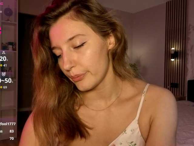TaraGanie live cam on BongaCams