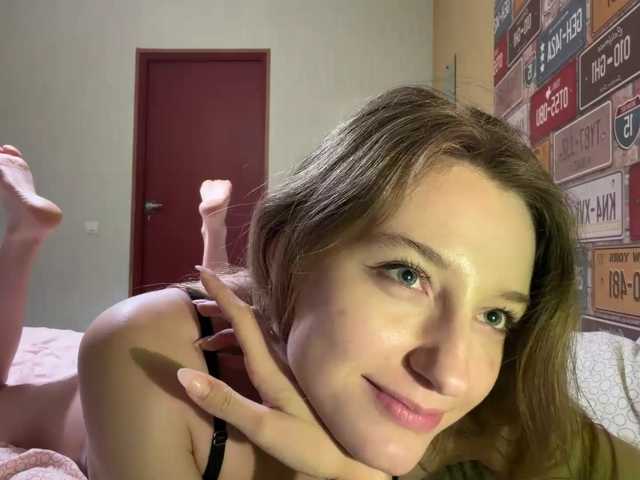 TaraGanie live cam on BongaCams