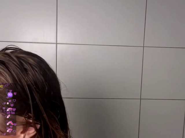 TaraGanie live cam on BongaCams