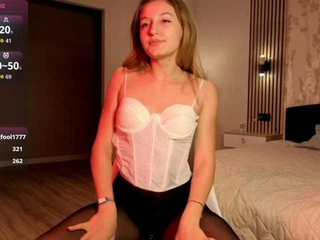 TaraGanie live cam on BongaCams