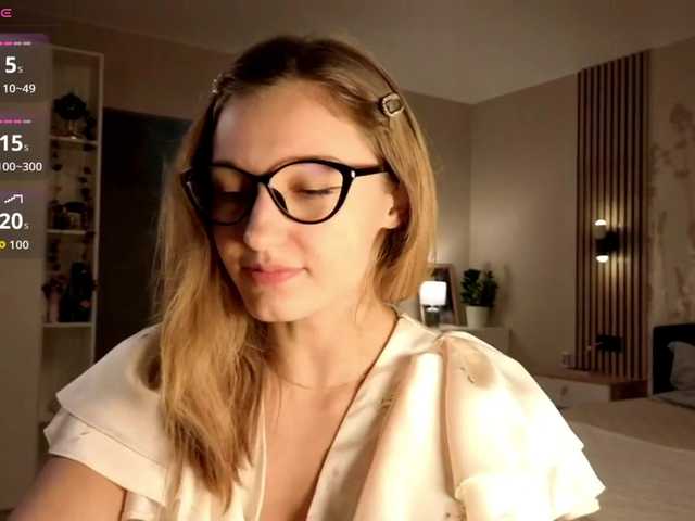 TaraGanie live cam on BongaCams