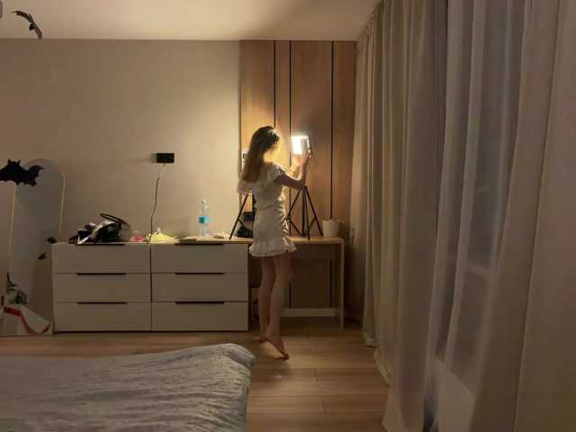 TaraGanie live cam on BongaCams