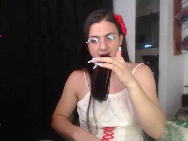 camitslatin Live Webcam on BongaCams