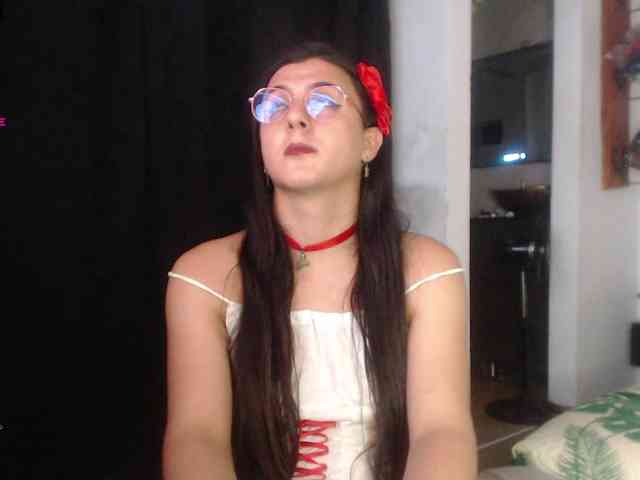 camitslatin Live Webcam on BongaCams