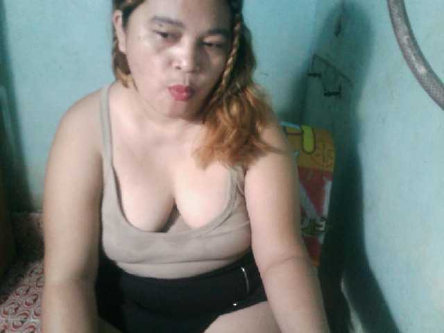 Simply-mama live cam on BongaCams