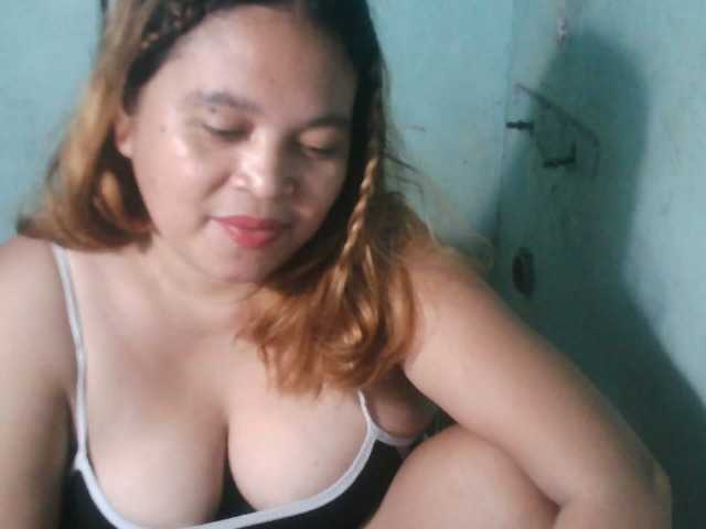 Simply-mama live cam on BongaCams