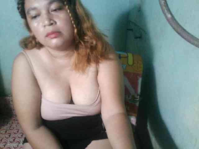 Hot-sexy-mama webcam