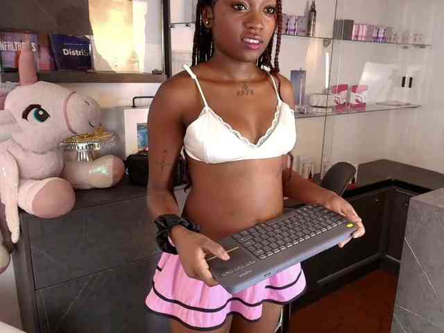 DominikYildren webcam