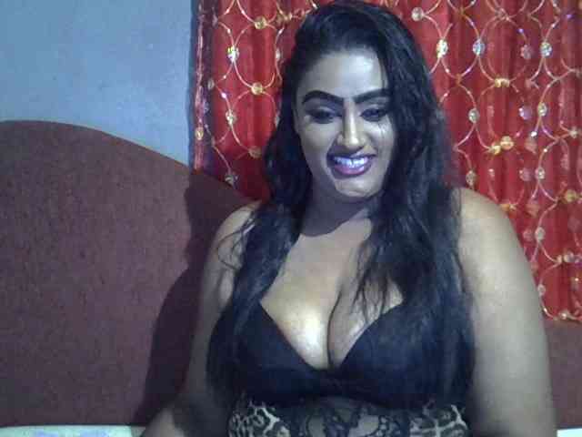 EROTICNAWTY2 webcam