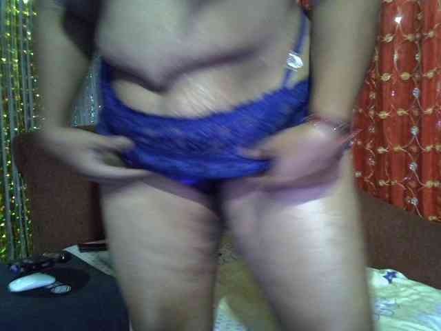 EROTICNAWTY2 webcam