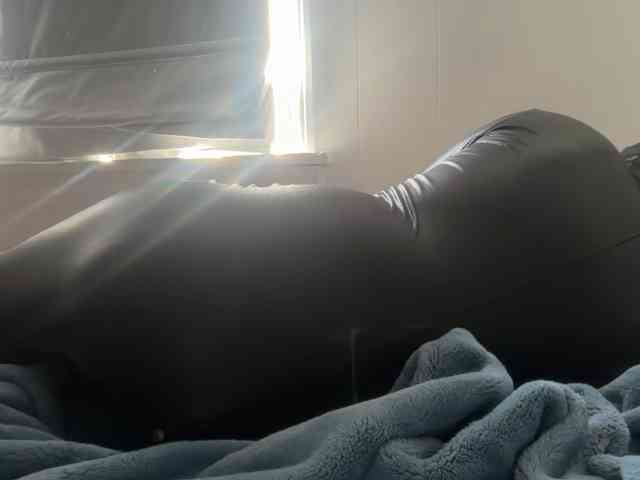 LatexMan0 Sex Cam Show