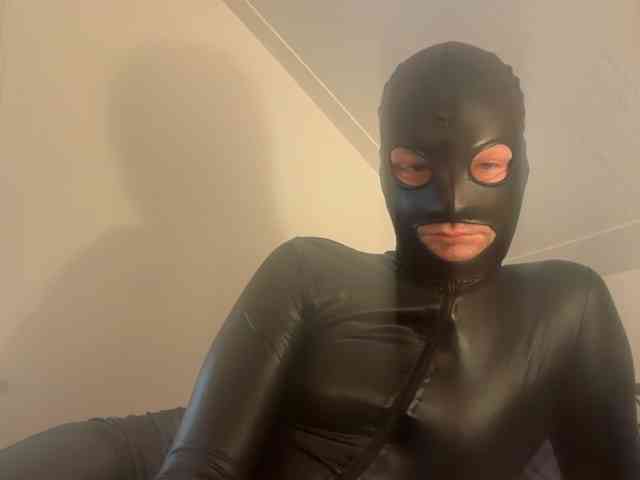 LatexMan0