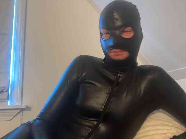 LatexMan0