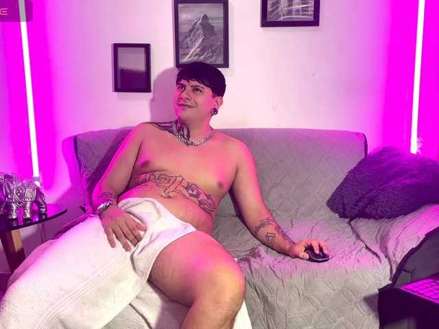 SOL-AND-ANDY live cam on BongaCams