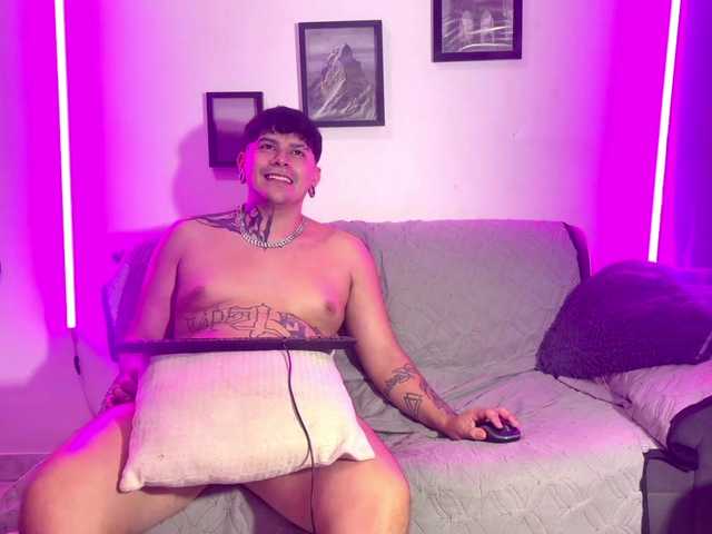 SOL-AND-ANDY live cam on BongaCams