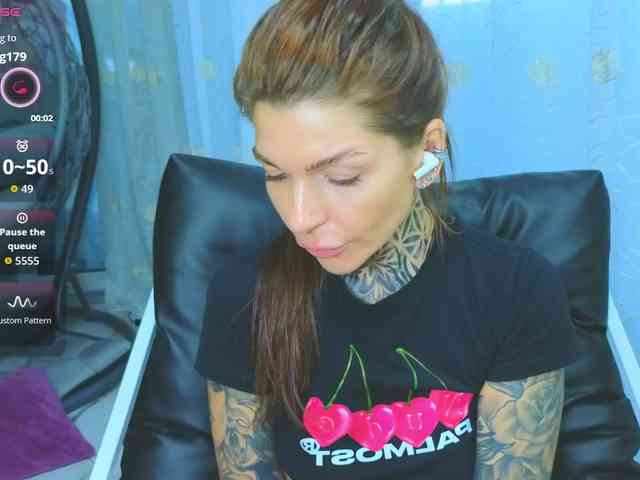 AnnaLoveee3 webcam