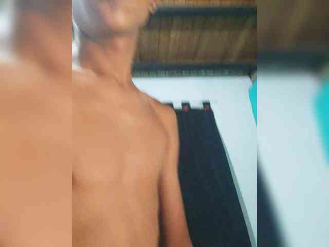Modelo: NaugtySex