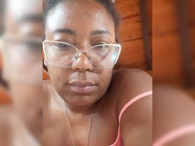 ChanneldelaCroix live cam on BongaCams