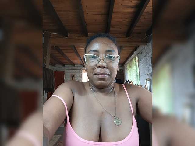 ChanneldelaCroix live cam on BongaCams