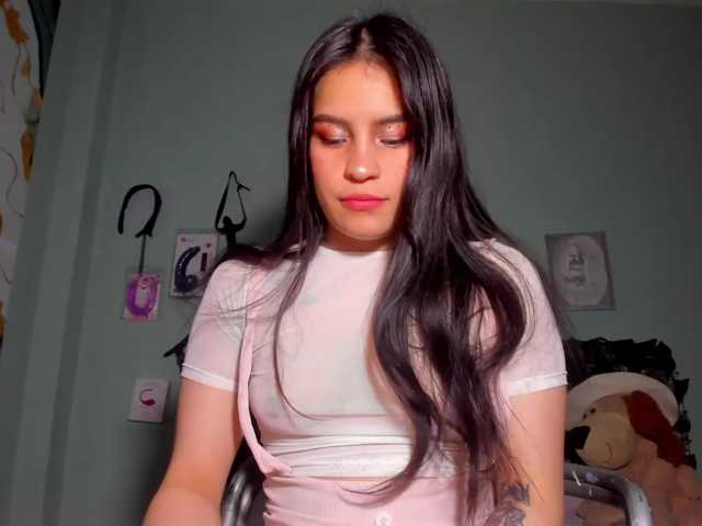 Ariadna-dawson7 live cam on BongaCams