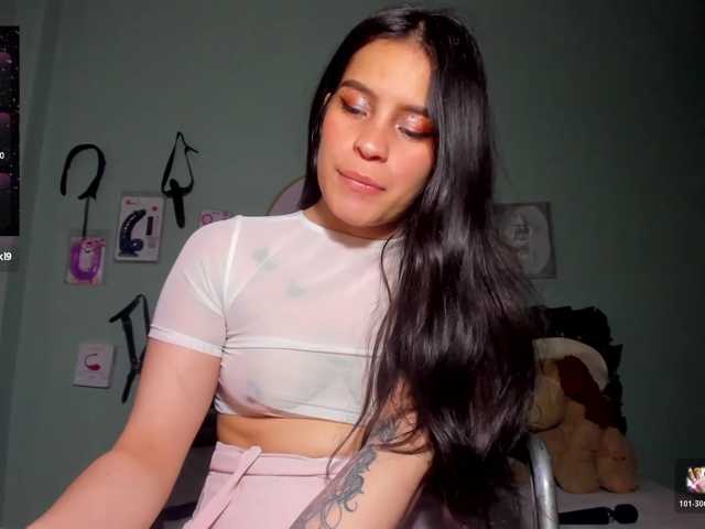 Ariadna-dawson7 live cam on BongaCams