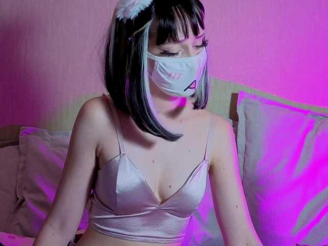 LunaNyan live webcam show