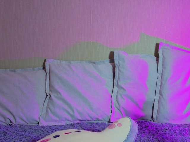 LunaNyan live webcam show