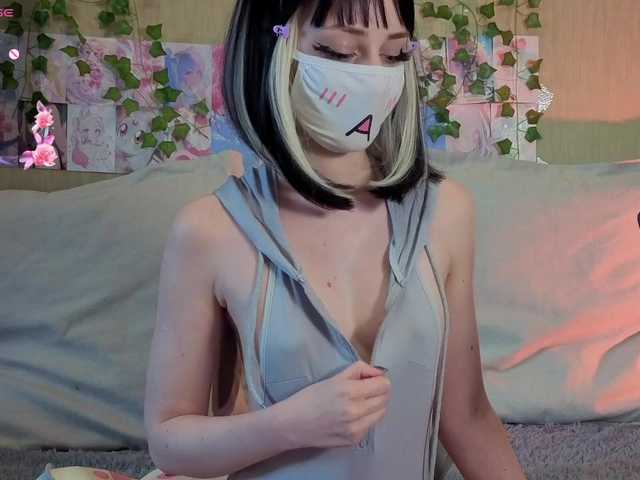 LunaNyan live cam