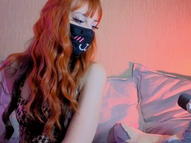 LunaNyan live cam preview