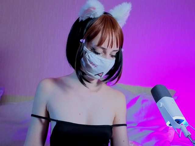 LunaNyan live webcam show