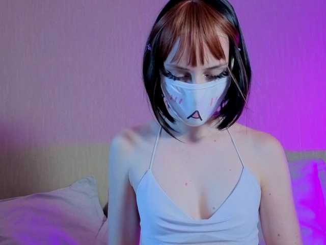 LunaNyan live webcam show