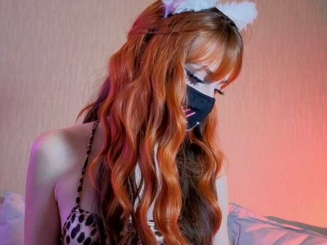 LunaNyan live cam preview