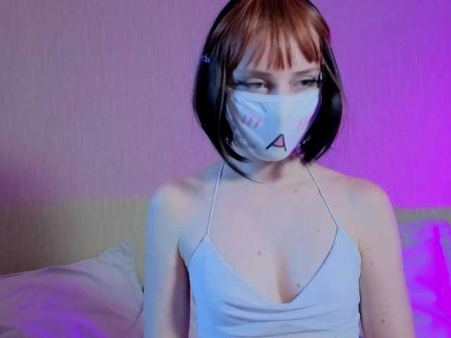 LunaNyan live webcam show