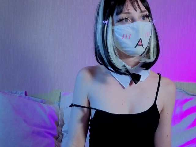 LunaNyan live cam