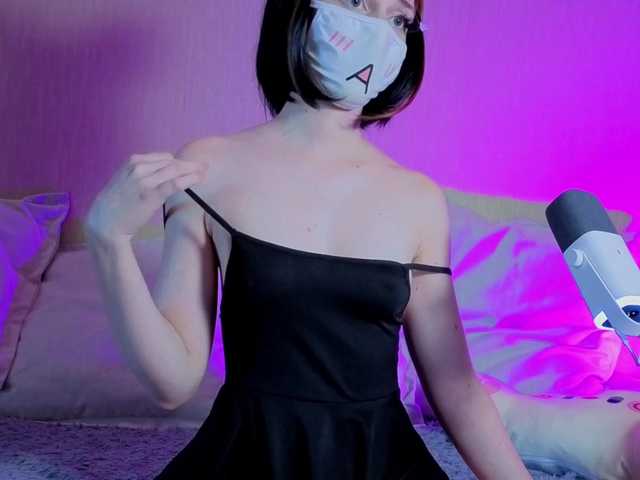 LunaNyan live webcam show