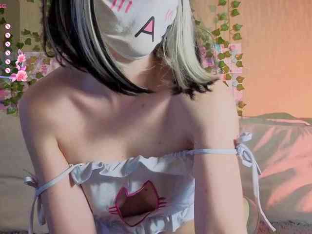 LunaNyan webcam