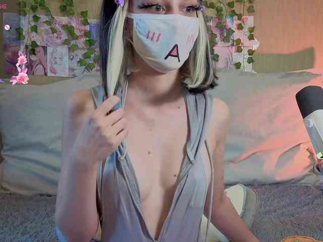 LunaNyan webcam