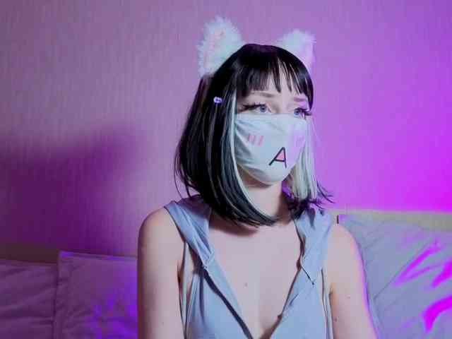 LunaNyan webcam