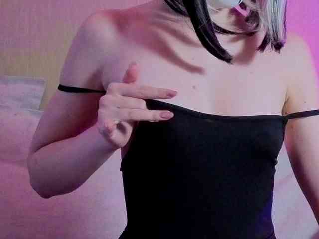 LunaNyan webcam
