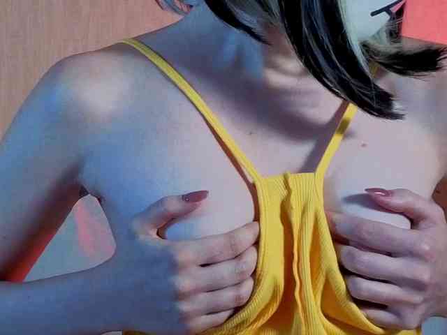 LunaNyan webcam