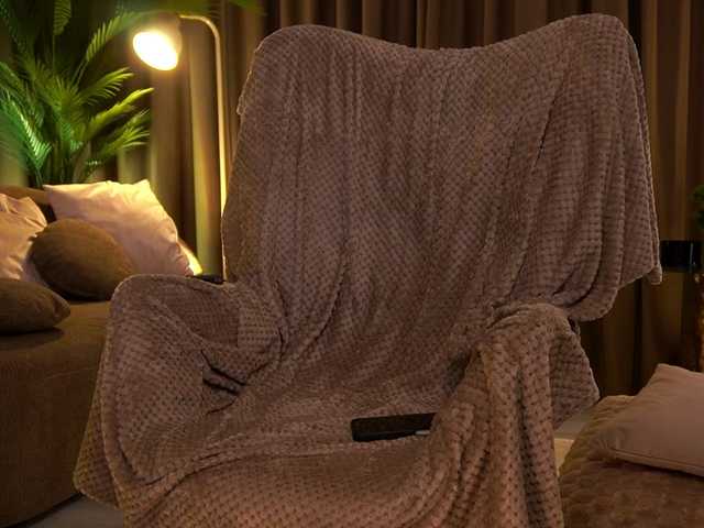 BrainyBelle live cam on BongaCams