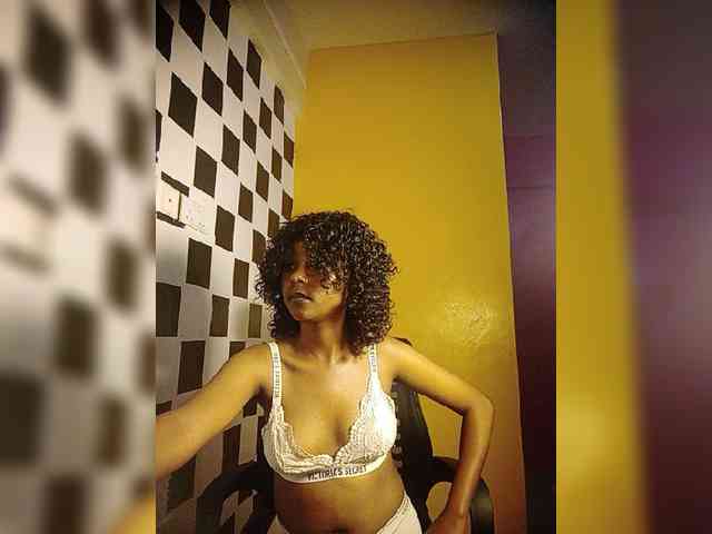 Blackass254 webcam