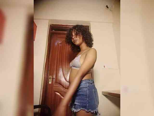 Blackass254 webcam