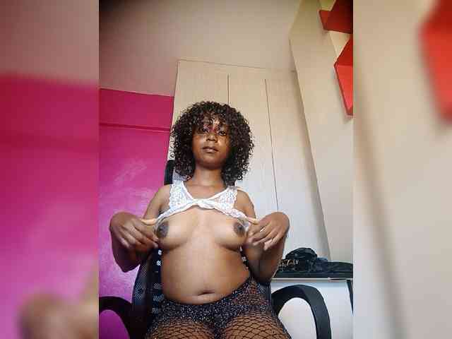 Blackass254 webcam