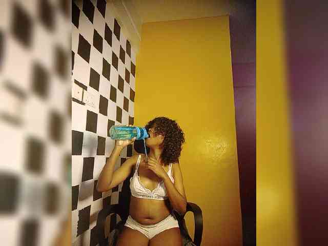Blackass254 webcam
