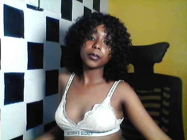 Blackass254 webcam