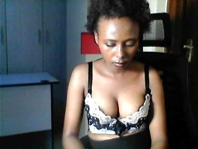 Blackass254 webcam